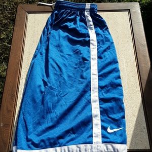 Men's Nike basketball shorts size 3xl